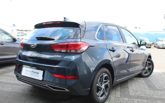 Hyundai I30 cena 86700 przebieg: 22349, rok produkcji 2022 z Radzymin małe 326